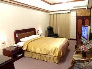 โรงแรมซินฟู บิสซิเนส ไถจง ภายนอก รูปภาพ